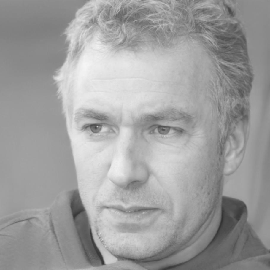 Stefan Weber